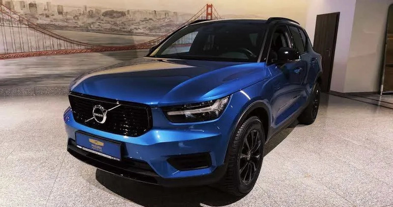 Volvo XC 40 cena 144600 przebieg: 92860, rok produkcji 2020 z Krzyż Wielkopolski małe 466